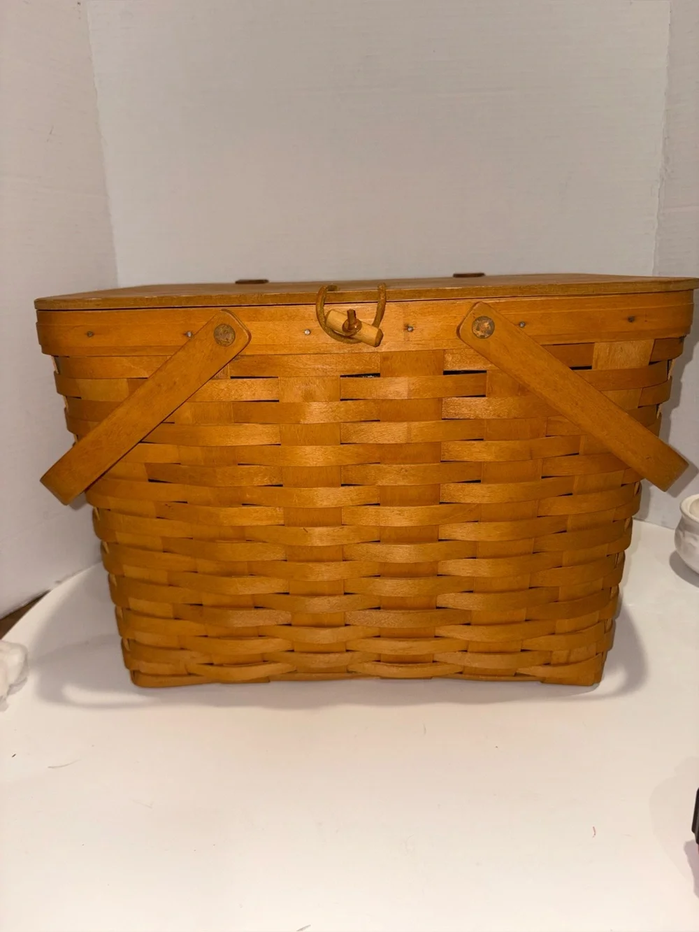 Longaberger 1999 Wooden Basket with Plastic Liner & Riser- Vintage 13x16.5
